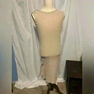 Women’s Ady P Ribbed Stretchy Dress. Size Small. Light Tan. Slits On Sides.